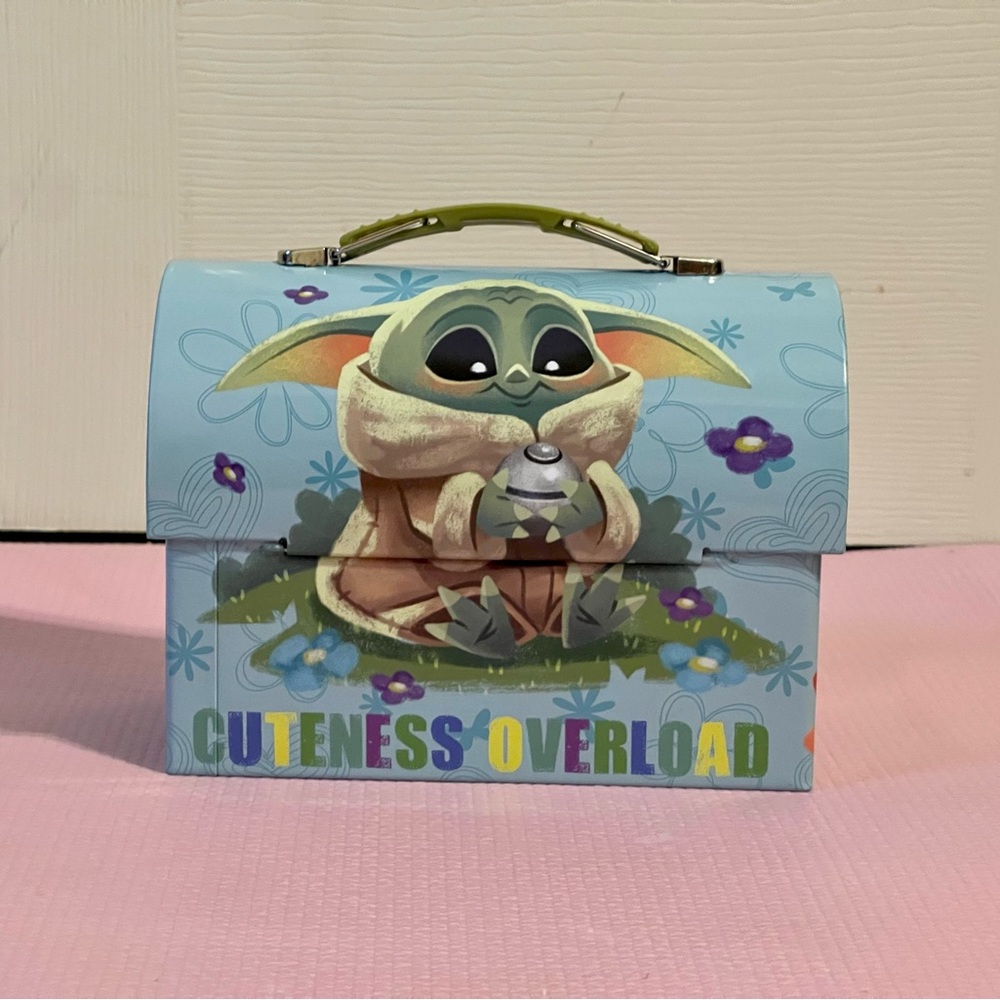 Disney Star Wars The Mandalorian Pail Carrier The Child Grogu Tin Box